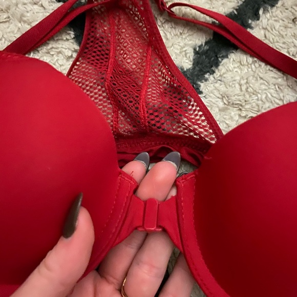 Victoria Secret Red halter push up bra - Picture 4 of 5